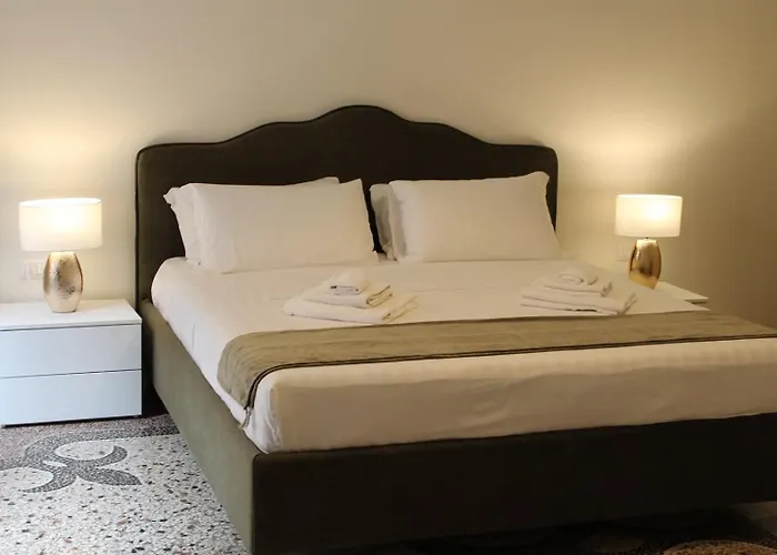 Relais Cavallini Konukevi 4*